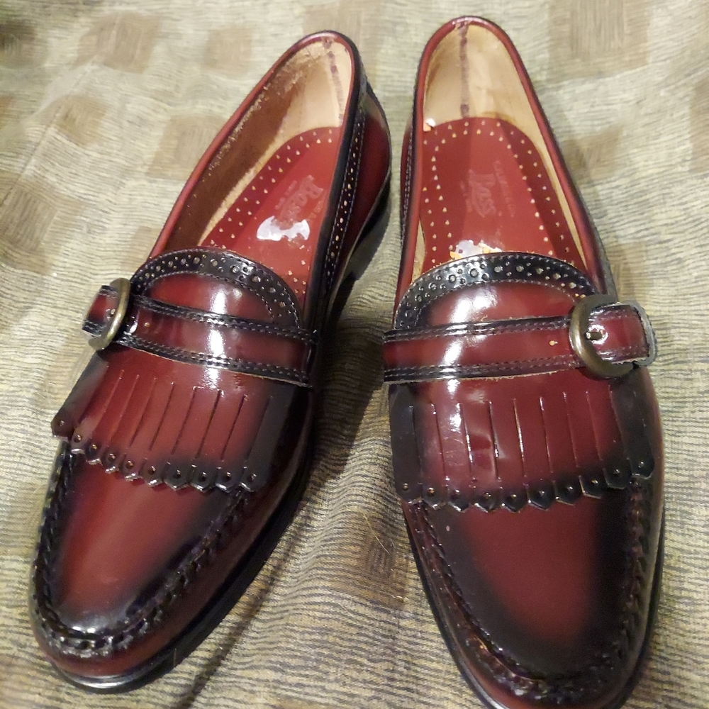 G H Bass & Co Mens Kiltie Loafers Burgundy Leather Mens 9.5 D Shoes R99 NWOT